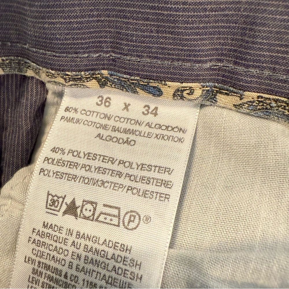 Dockers Pin Striped Straight Fit Pants Size 36x34. Alterations available.